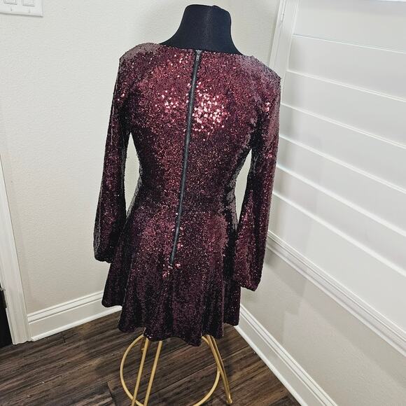 Aidan by Aidan Mattox Cocktail/Party Dress Light Blue Sequence- Women's Size 6 - Picture 3 of 3